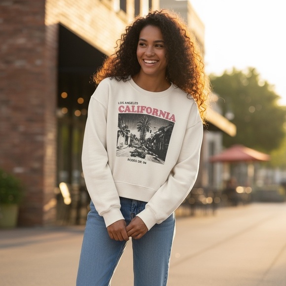 Balanced Motion Tops - California Graphic Sweatshirt - Cream